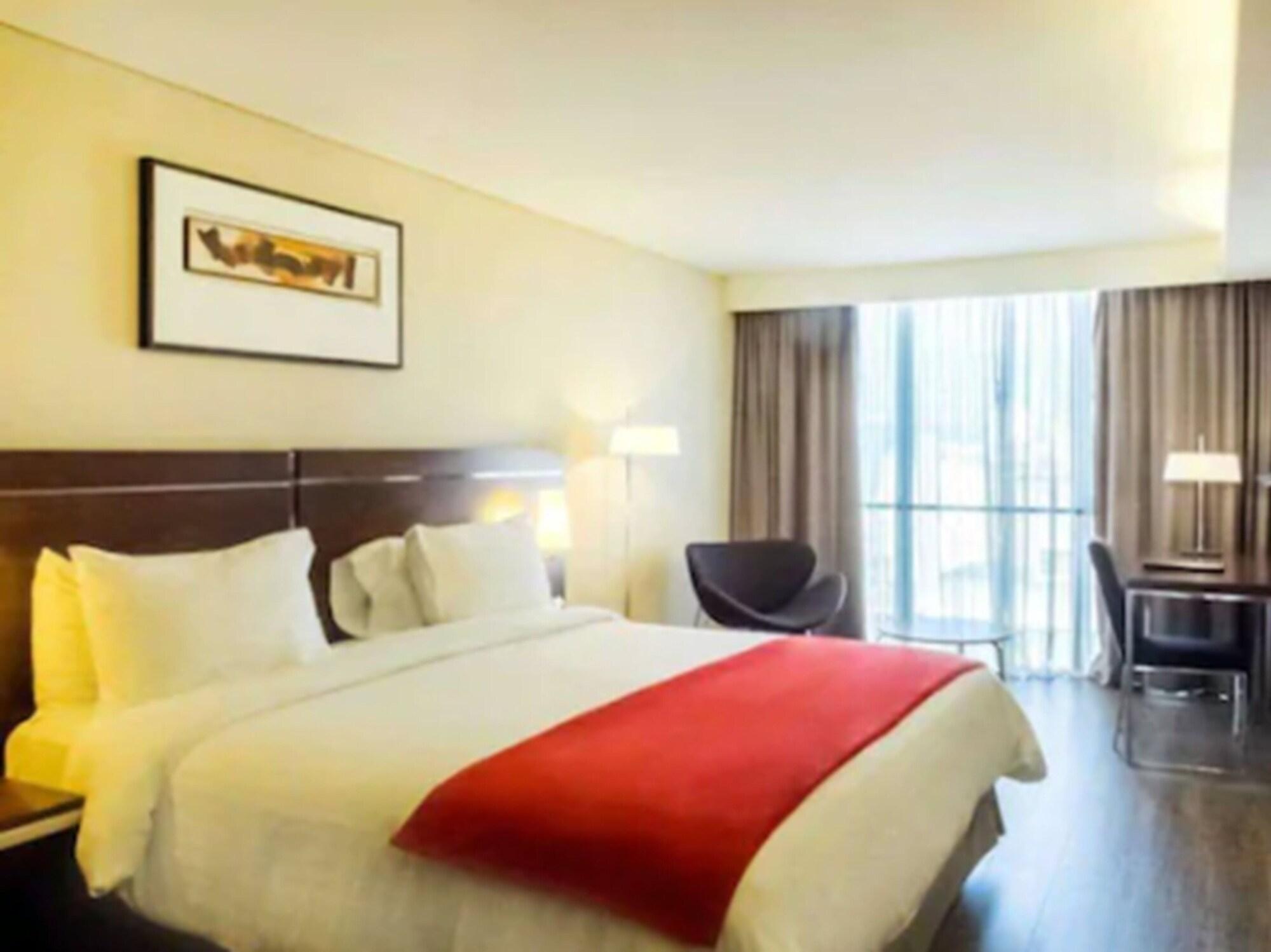 Howard Johnson La Canada Hotel & Suites Córdoba Buitenkant foto