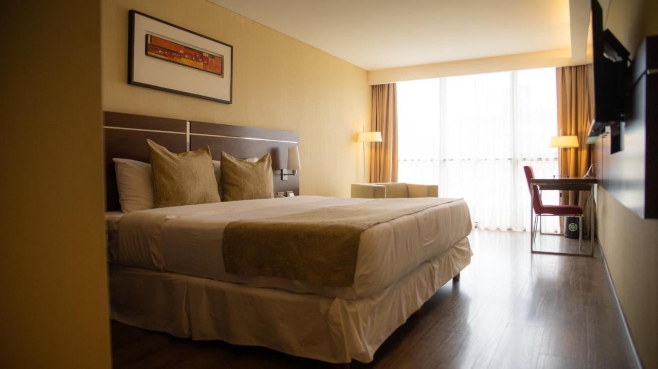 Howard Johnson La Canada Hotel & Suites Córdoba Buitenkant foto