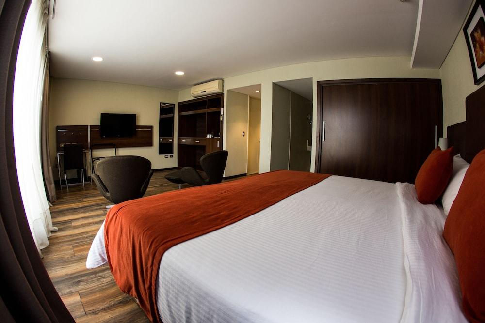 Howard Johnson La Canada Hotel & Suites Córdoba Buitenkant foto