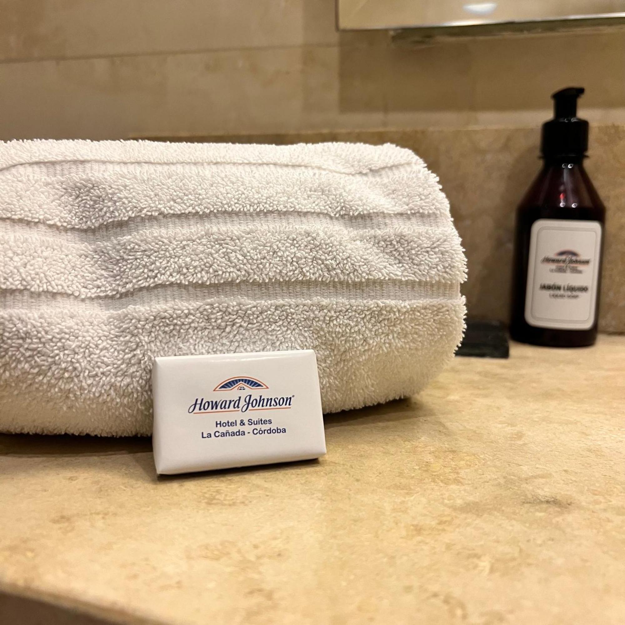 Howard Johnson La Canada Hotel & Suites Córdoba Buitenkant foto