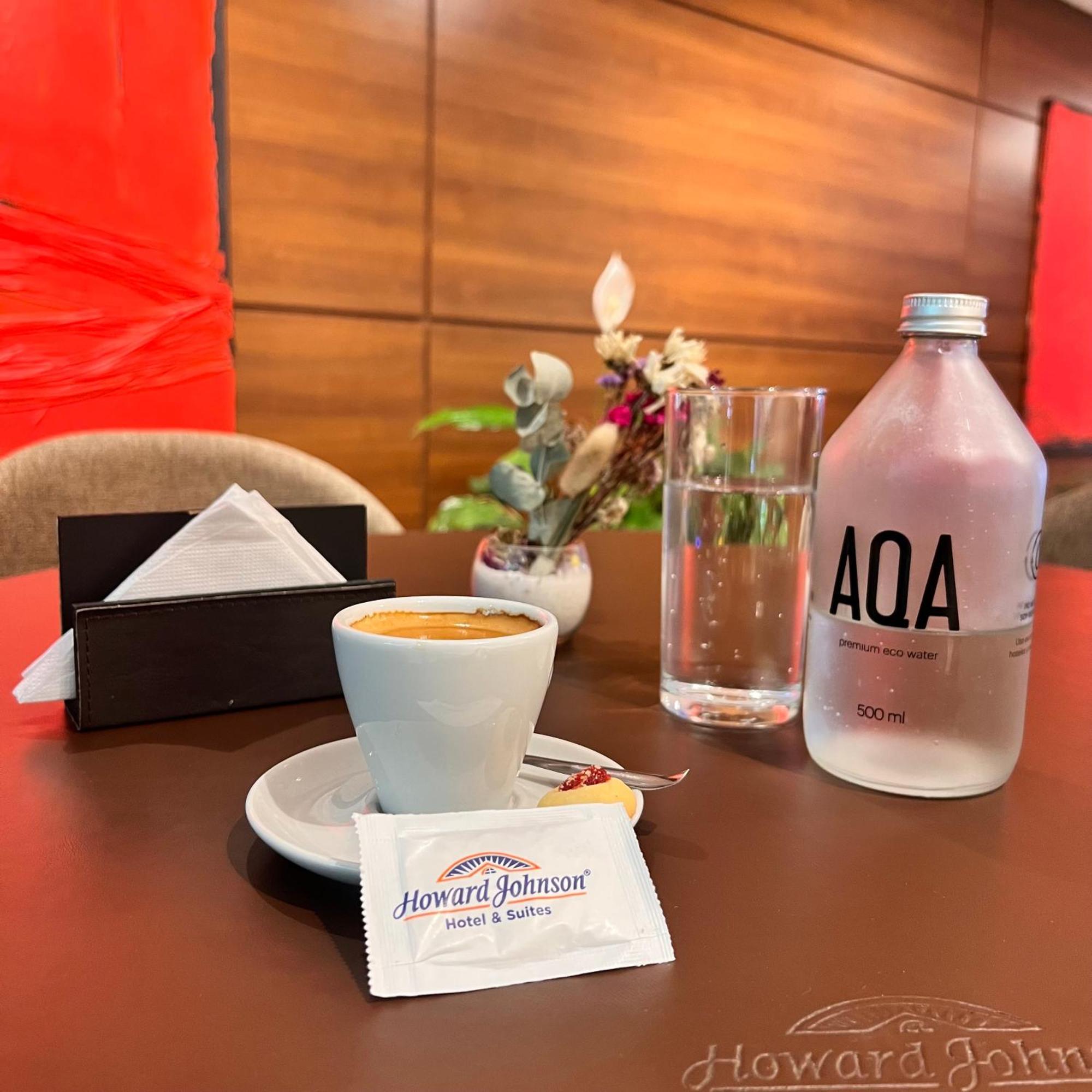 Howard Johnson La Canada Hotel & Suites Córdoba Buitenkant foto
